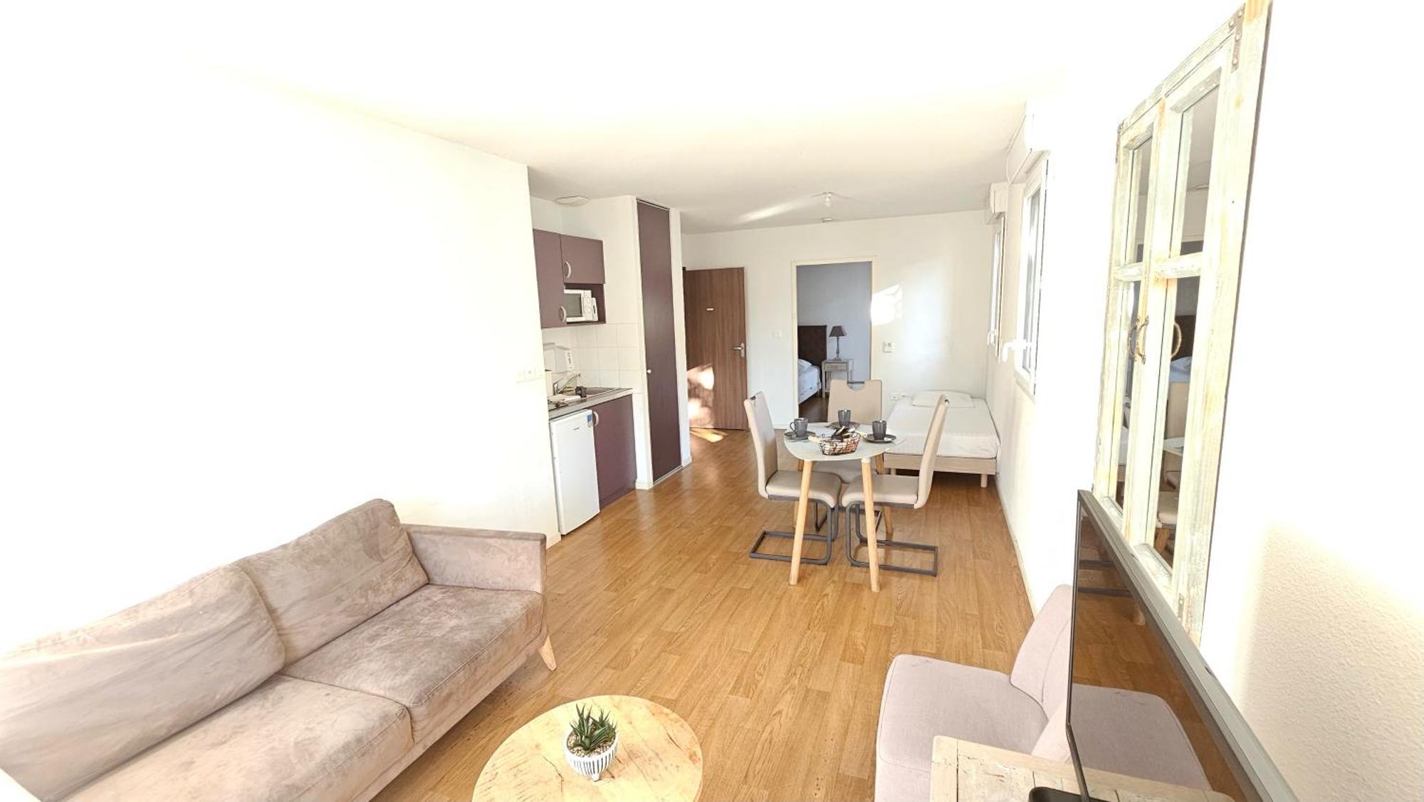 Zenao Appart'Hotel Nevers Zewnętrze zdjęcie