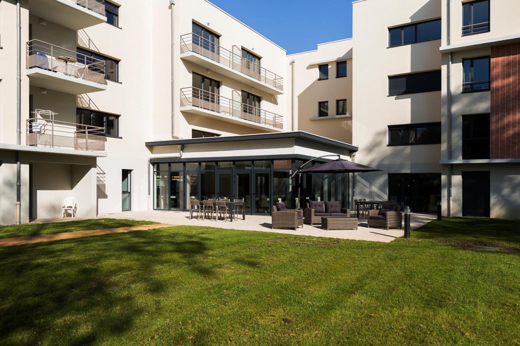 Zenao Appart'Hotel Nevers Zewnętrze zdjęcie